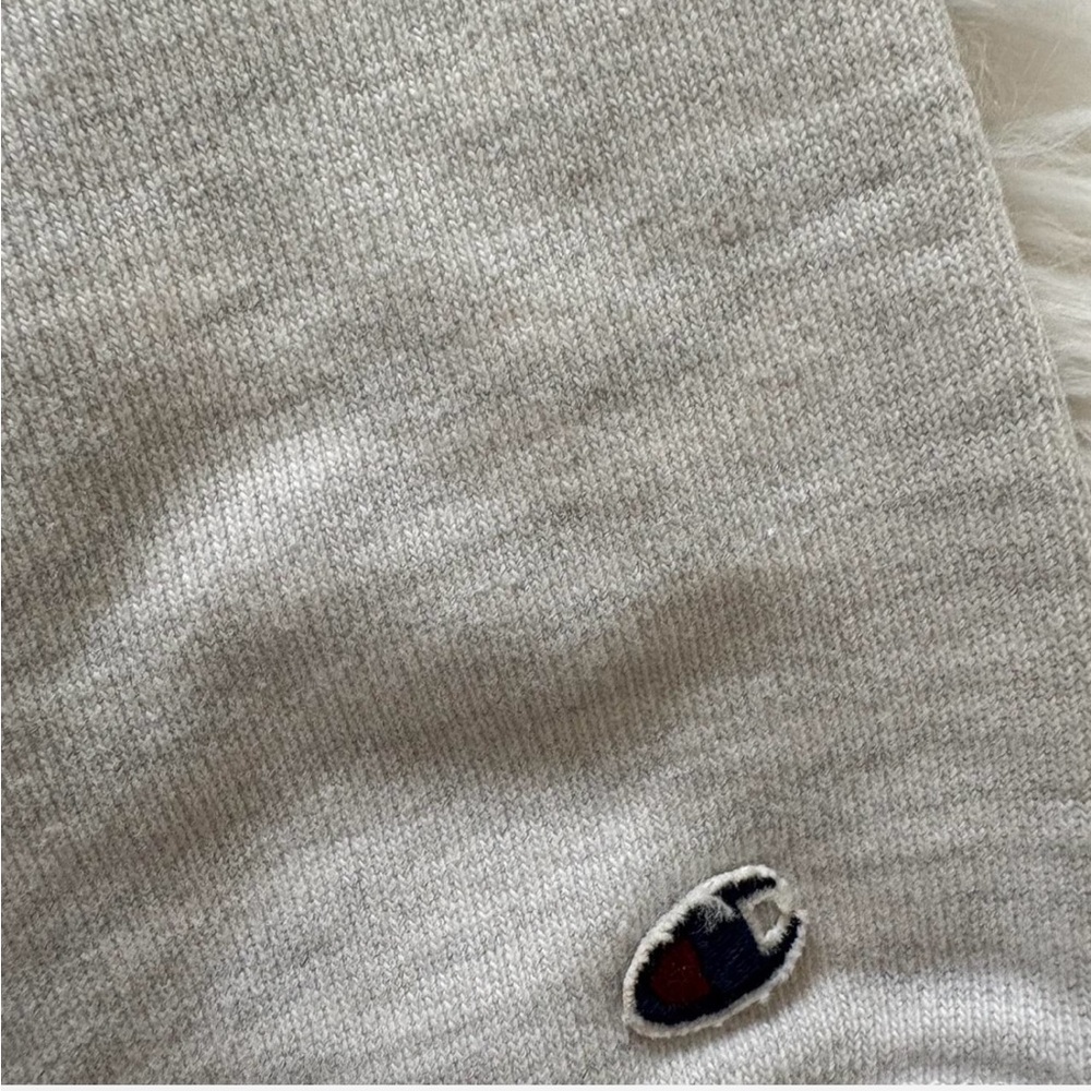 Champion Light Gray Women's Sweatshirt - Picture 4 of 6